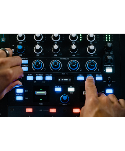 Rane DJ Contrôleur FOUR 4 Canaux